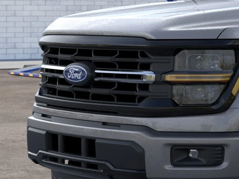 New 2026 Carbonized Gray Metallic Ford XLT image 17