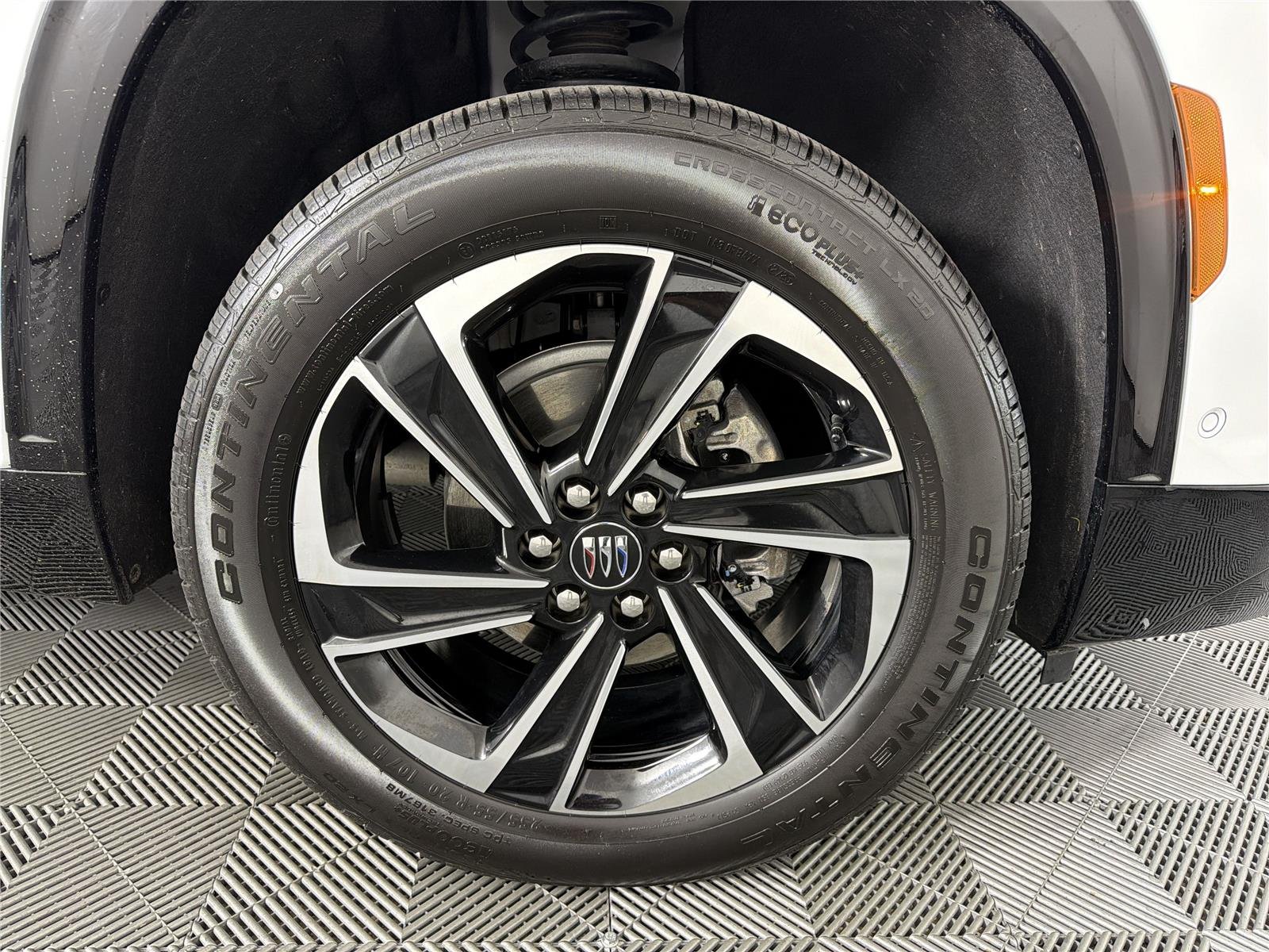 2026 Buick Enclave Sport Touring - Photo 10
