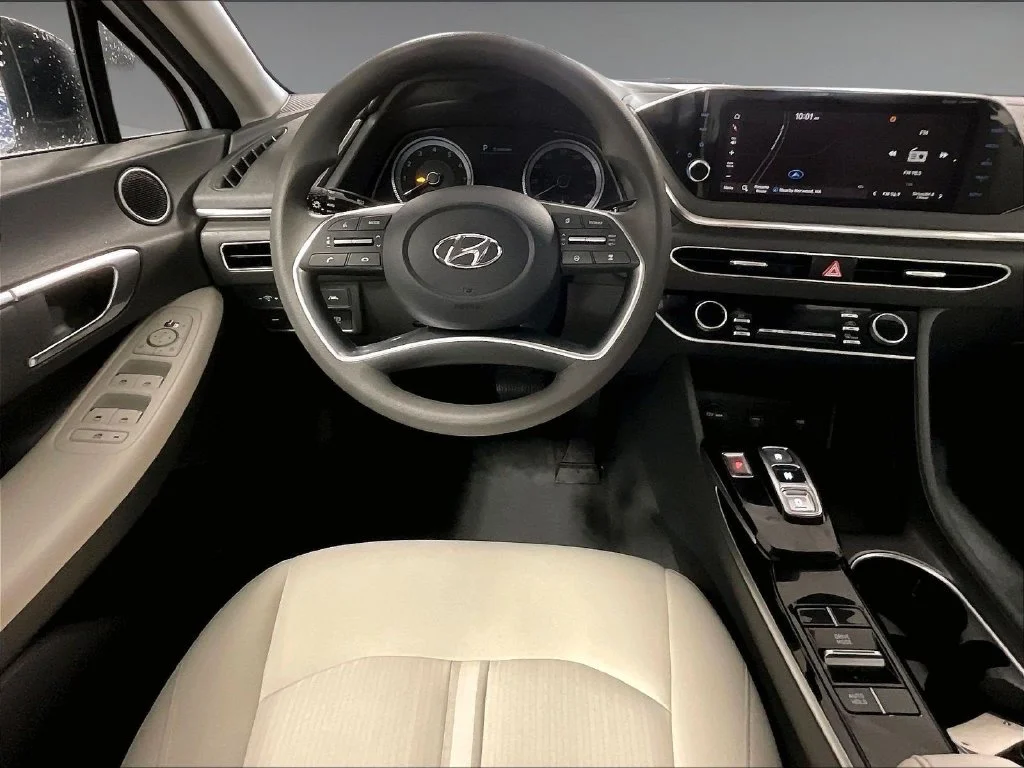 Certified Used 2023 White Hyundai SEL image 17