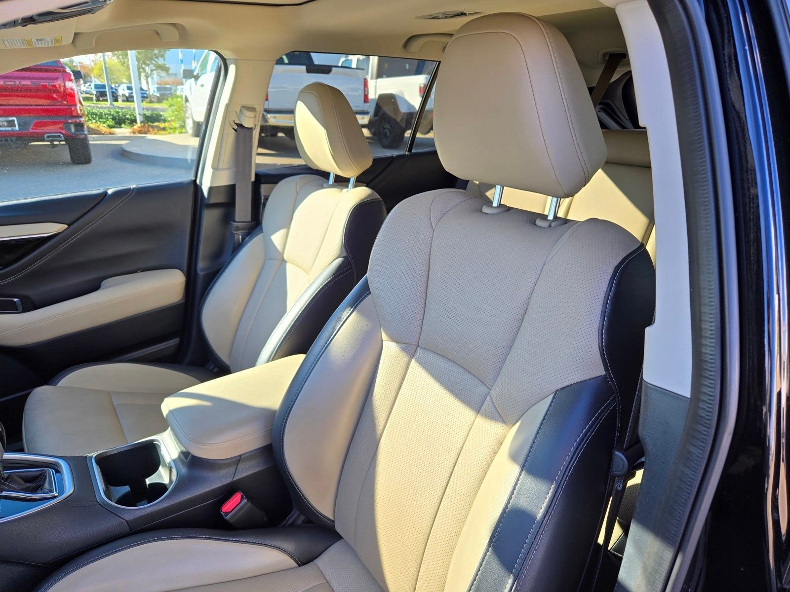 2022 Subaru Outback Limited - Photo 14