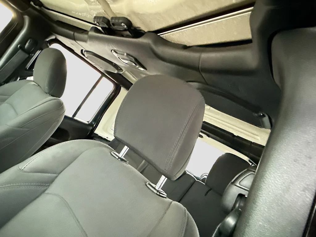 Used 2021 Black Jeep Unlimited Sport image 20