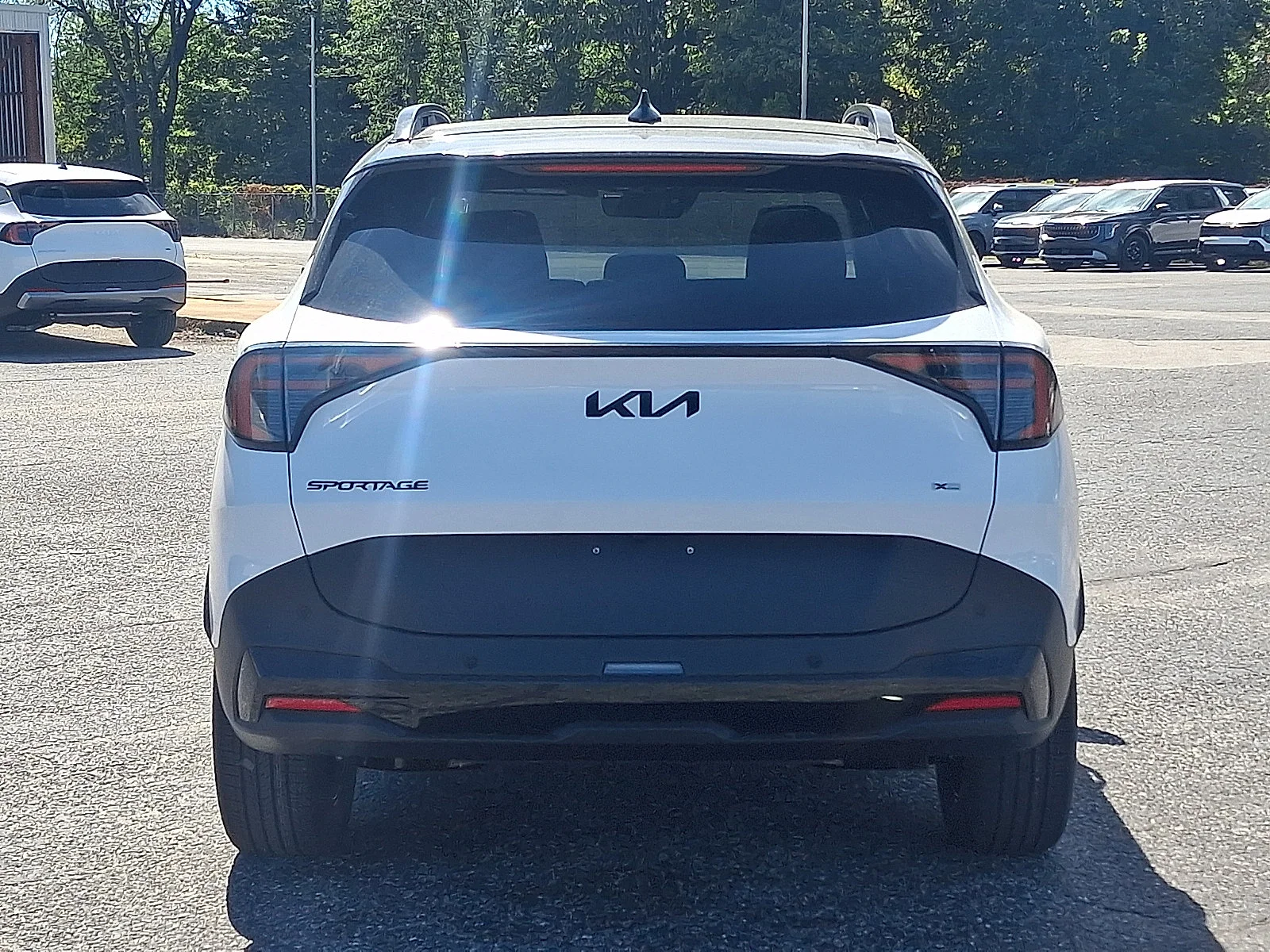 New 2027 White Kia X-Line image 6