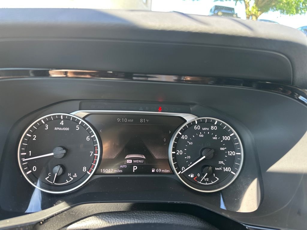 Used 2025 Gray Nissan SV image 15