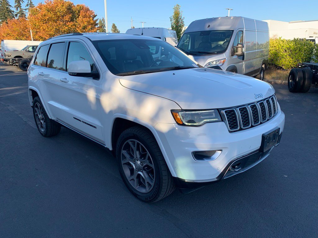 Used 2018 White Jeep Limited image 5