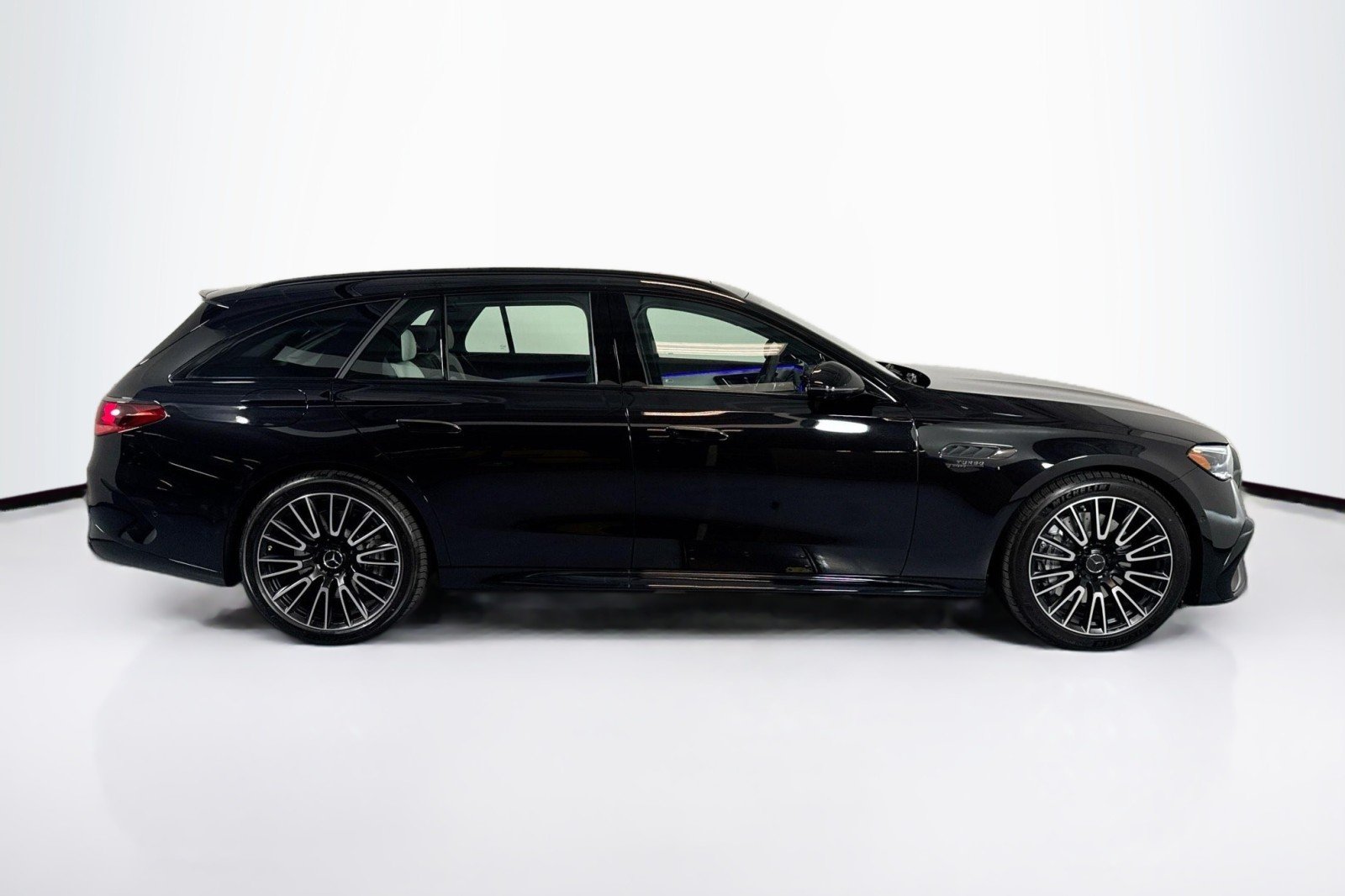 New 2026 Obsidian Black Metallic Mercedes-Benz AMG® E 53 E 4MATIC+ Wagon image 4