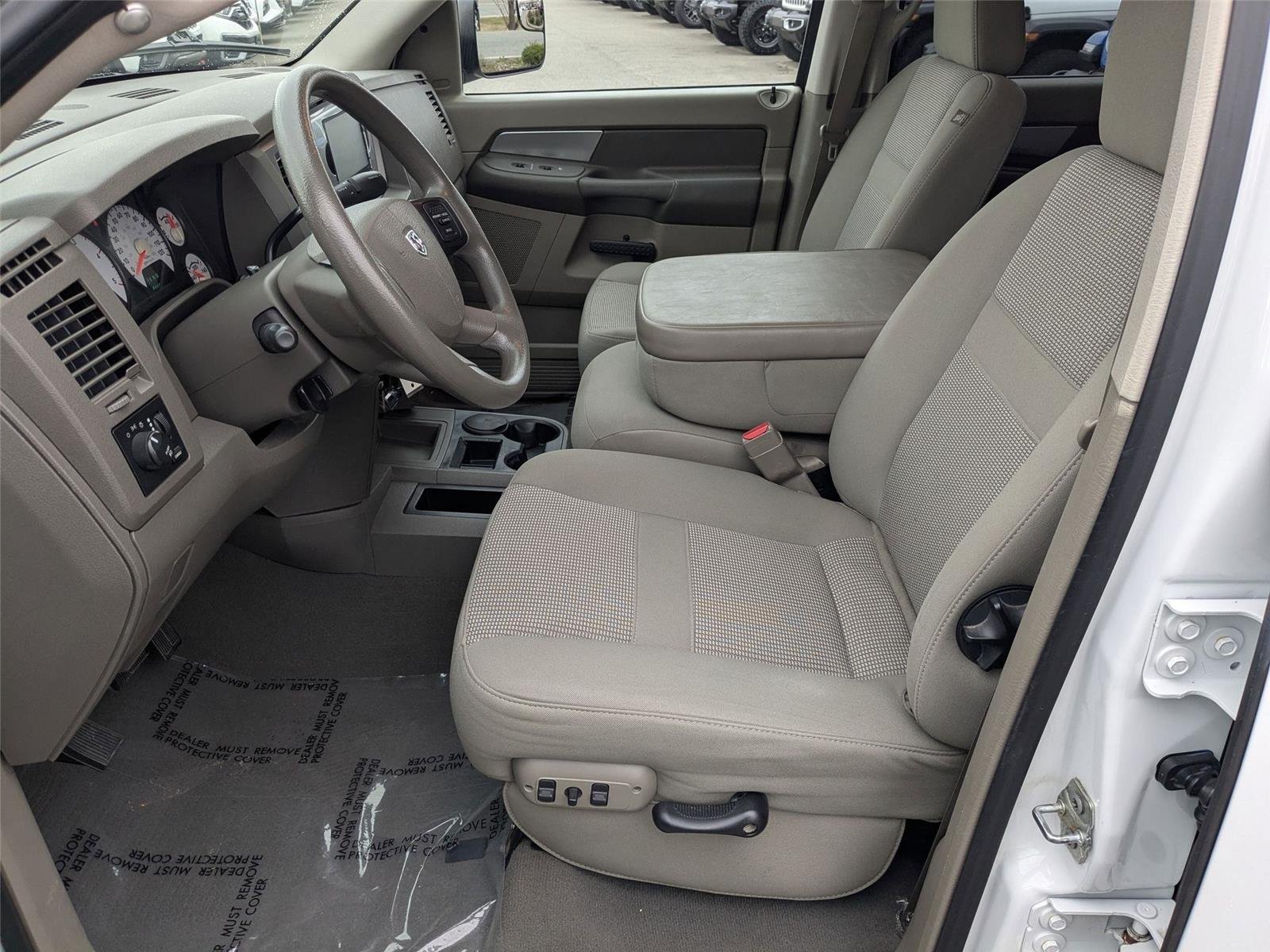 Used 2008 Bright White Dodge SXT image 14