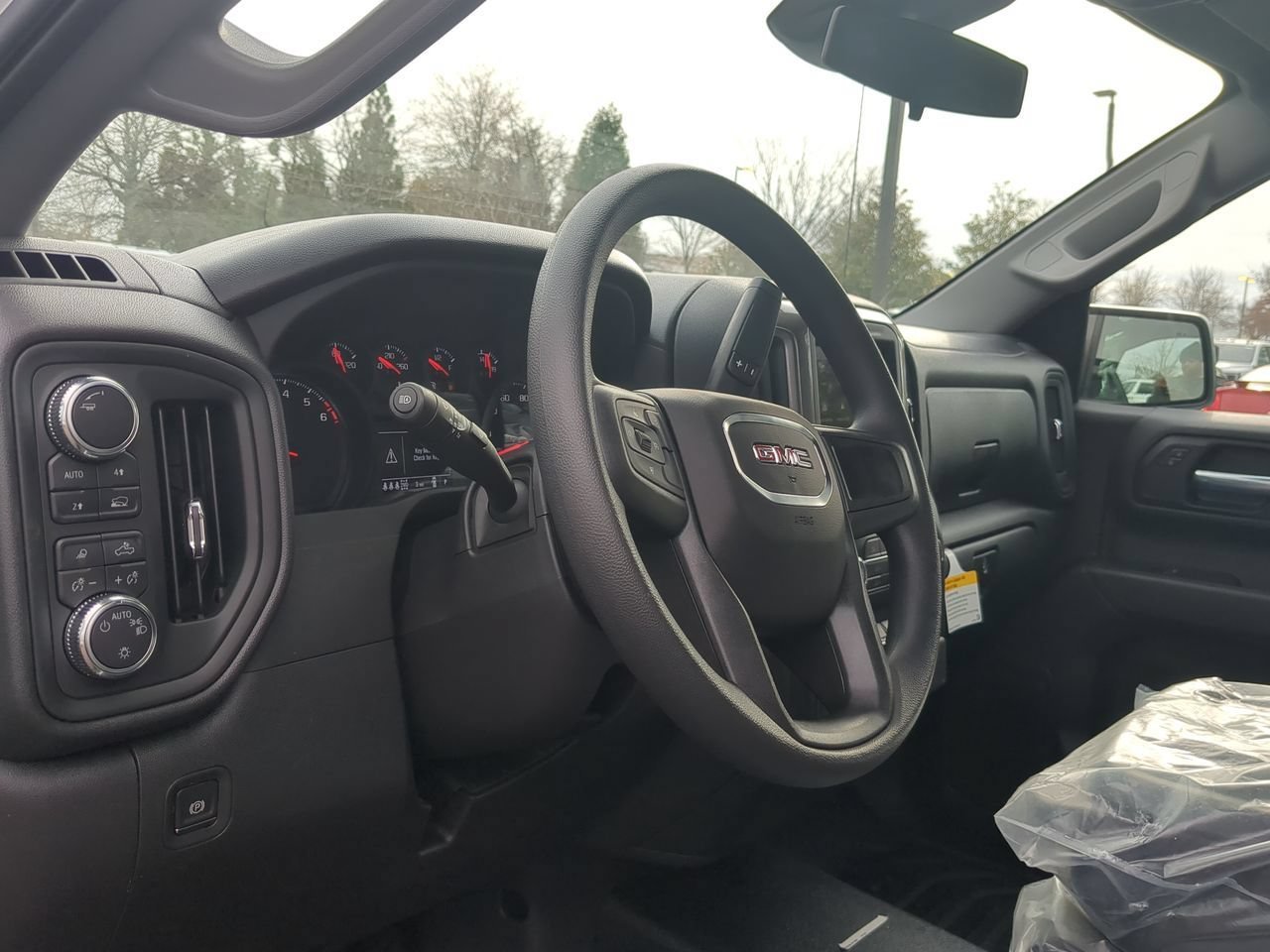 2026 GMC Sierra 1500 Pro - Photo 10