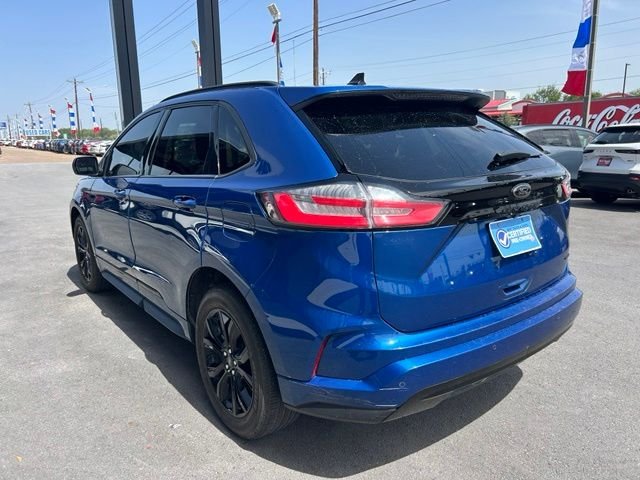 Used 2024 Blue Ford SE image 5