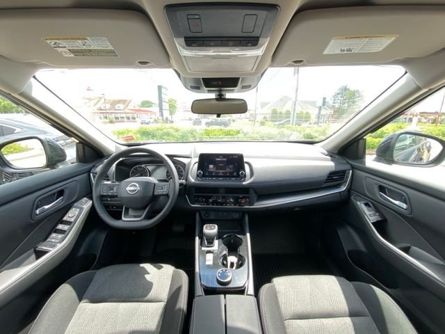 New 2026 Boulder Gray Pearl Nissan SV image 28