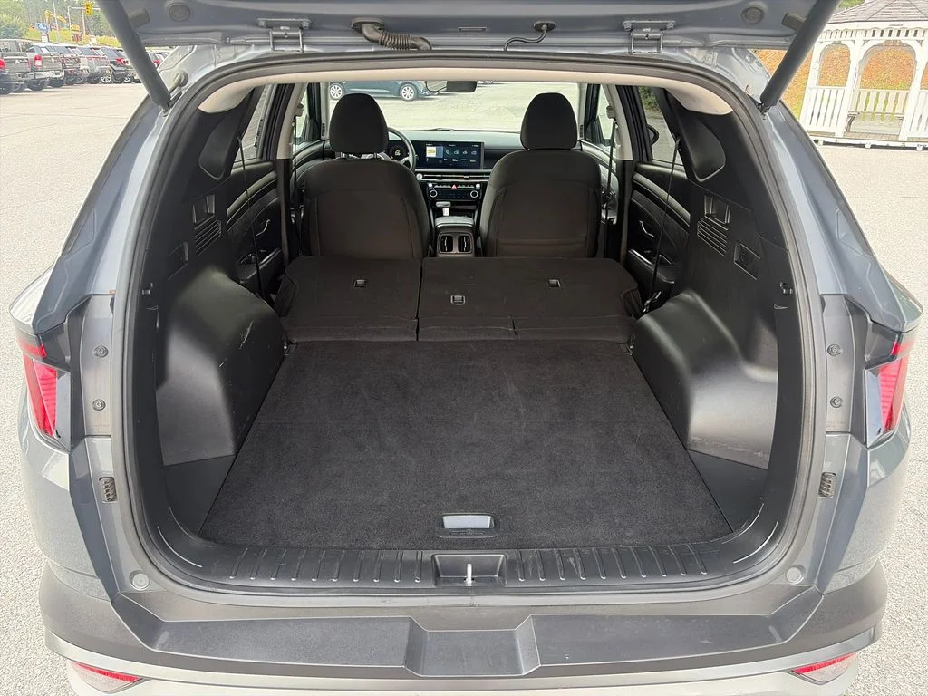Used 2025 Gray Hyundai SEL image 41