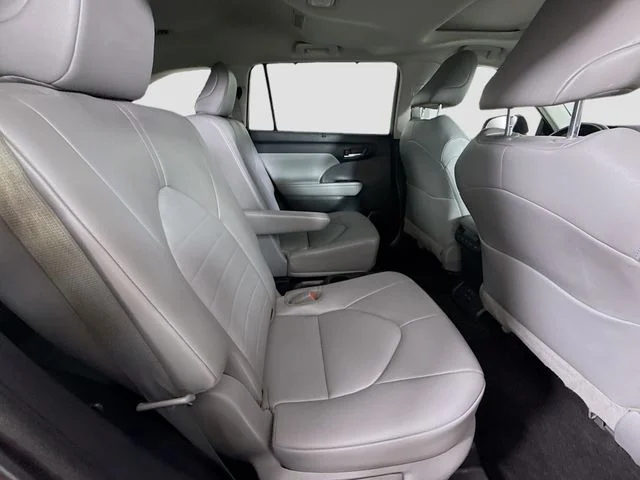 Used 2023 Red Toyota XLE image 28