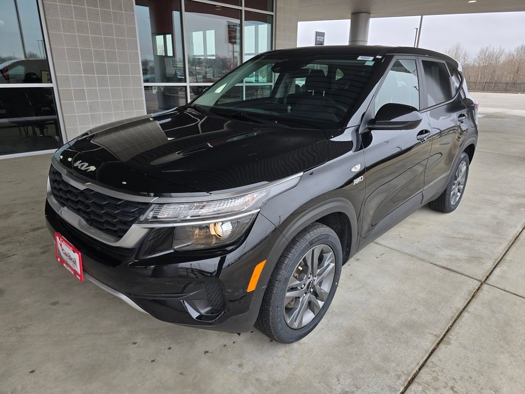 2023 Kia Seltos LX AWD