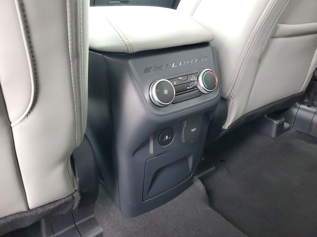 2026 Ford Explorer Active - Photo 26