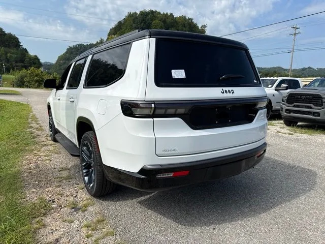 New 2026 Bright White Clear-Coat Exterior Paint Jeep  image 5