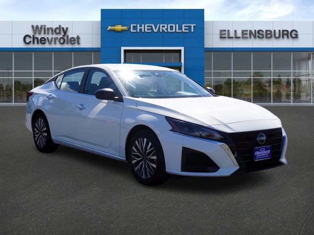 2025 Nissan Altima 2.5 SV's photo