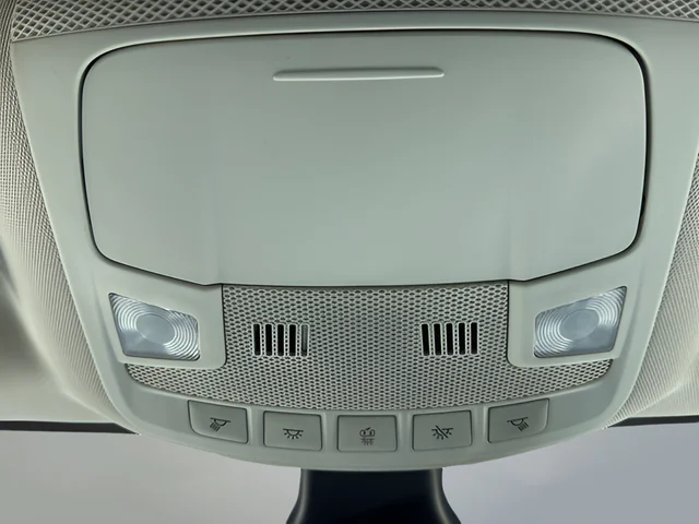 Used 2022 Silver Ford Titanium image 16