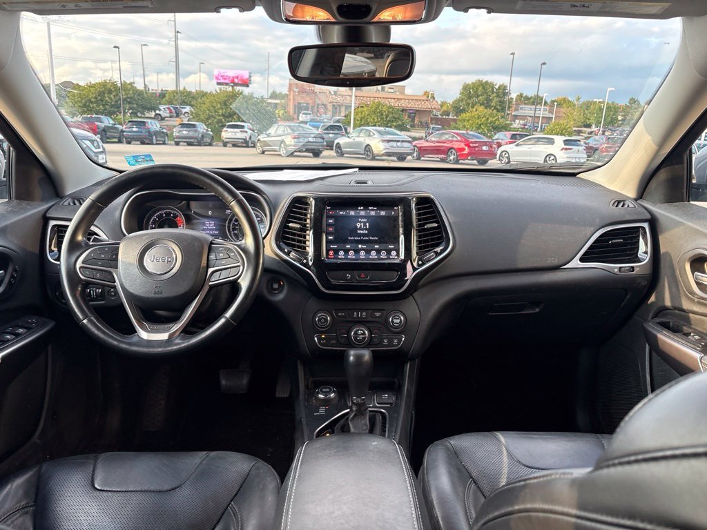 Used 2019 Billet Silver Metallic Clearcoat Jeep Limited image 35