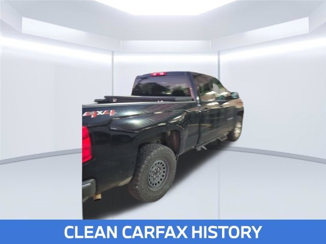 Used 2019 Black Chevrolet LT image 4