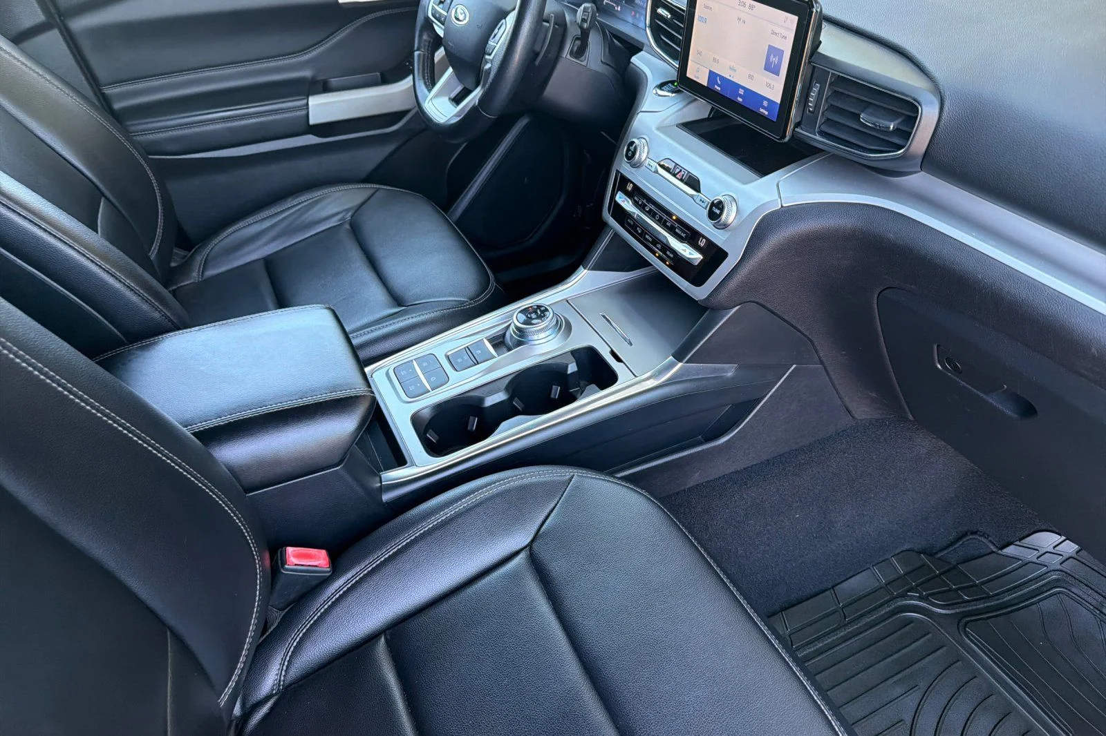 Used 2020 White Ford XLT image 21