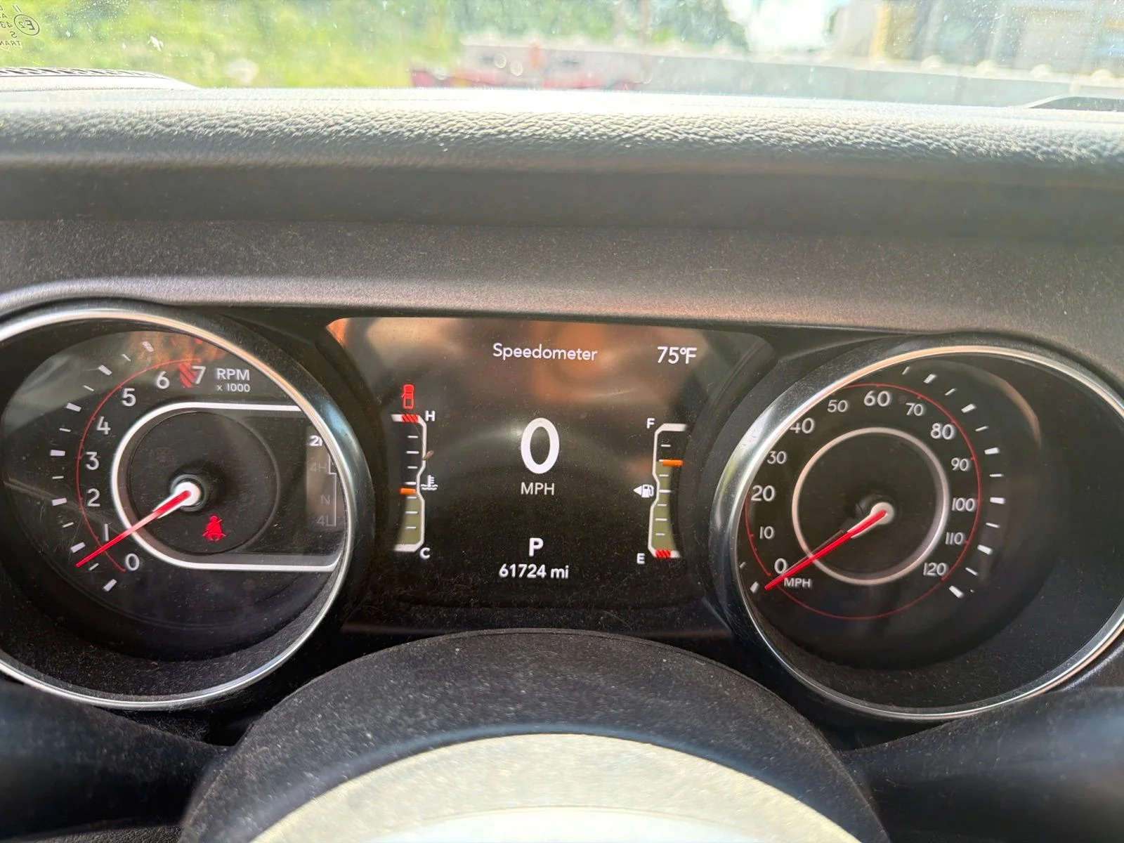 Used 2022 White Jeep Mojave image 16