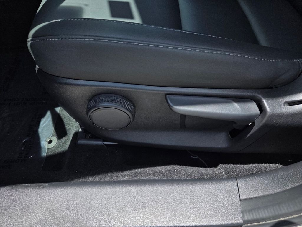 Certified Used 2024 Silver Mazda 2.5 S Select Sport image 5