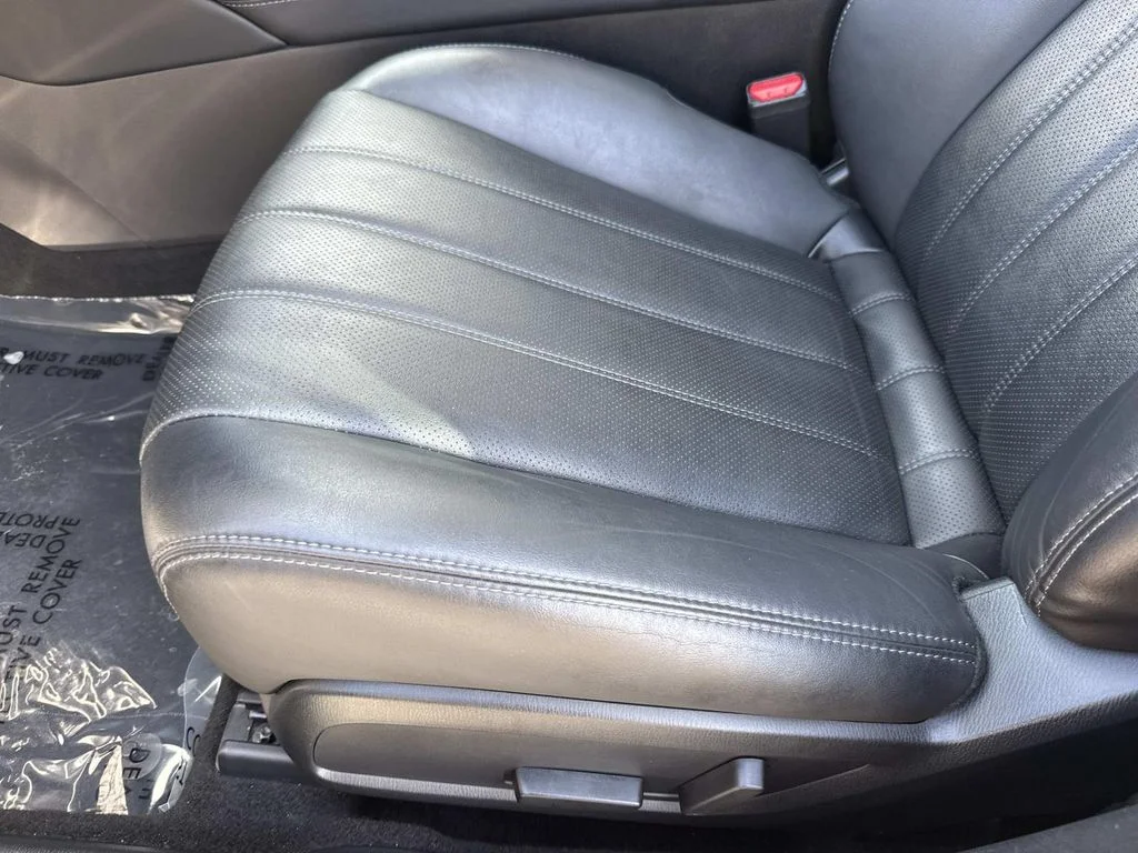 Used 2021 Blue Mazda Touring image 25