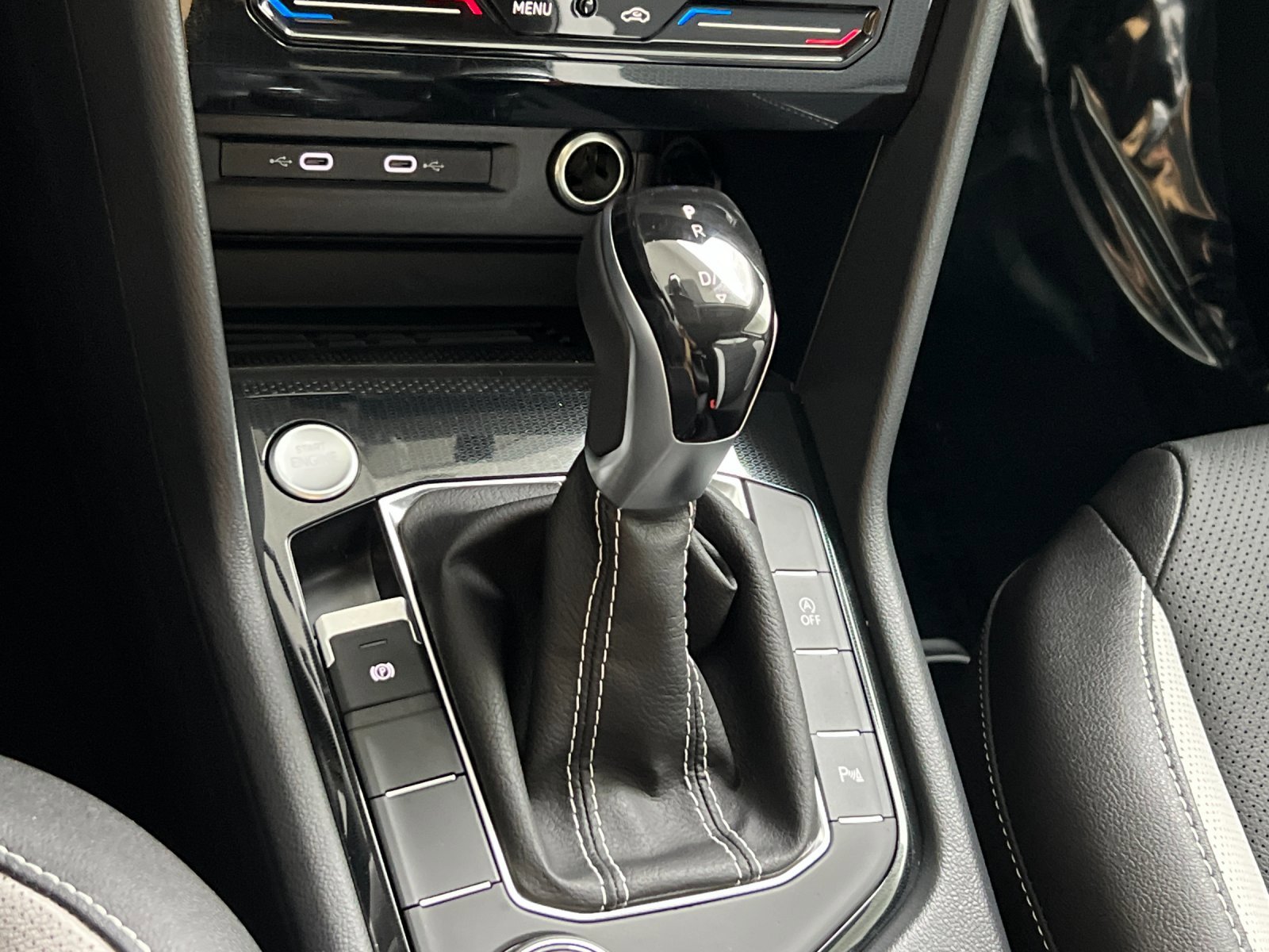 New 2026 Monterey Blue Pearl Volkswagen SEL image 20