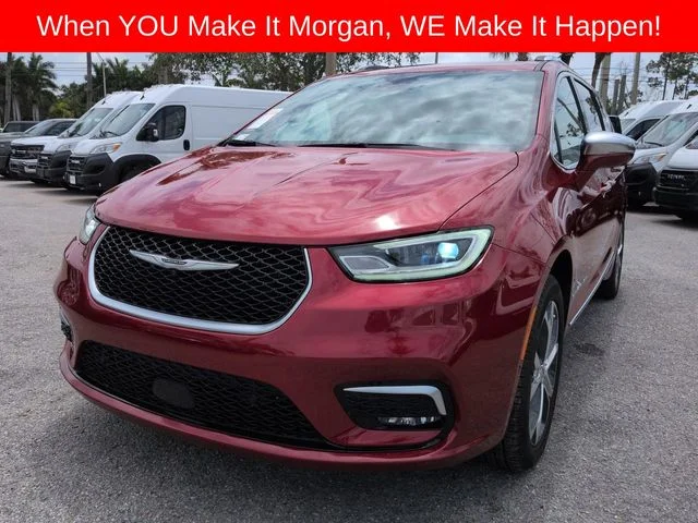 Used 2024 Red Chrysler Pinnacle image 11