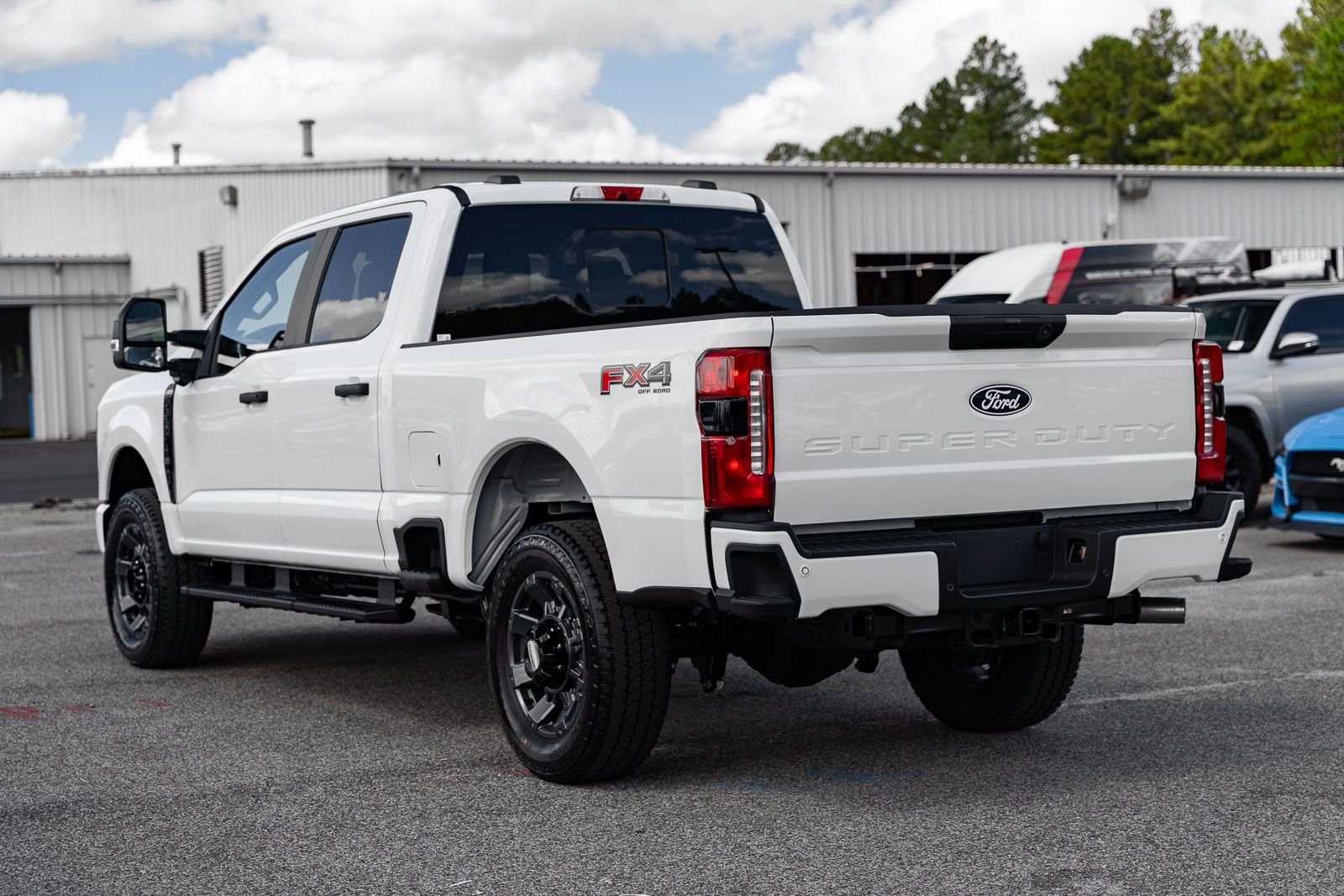 New 2027 White Ford XL image 3