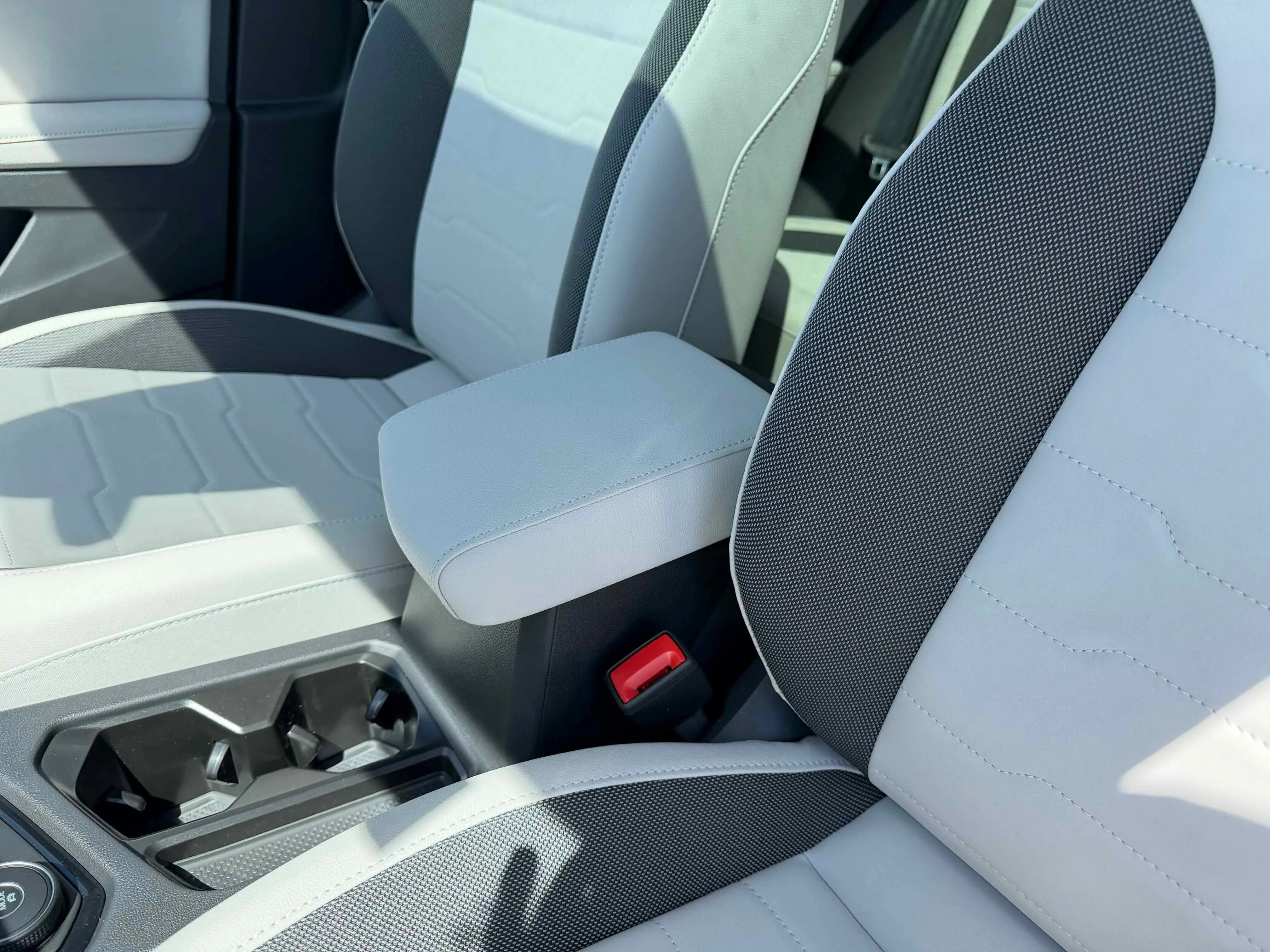 New 2026 Blue Volkswagen SE image 25