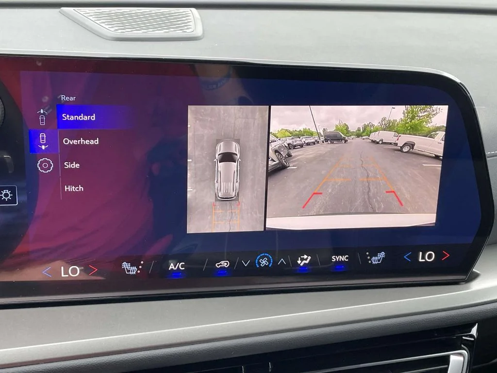New 2026 Summit White Chevrolet LT image 25