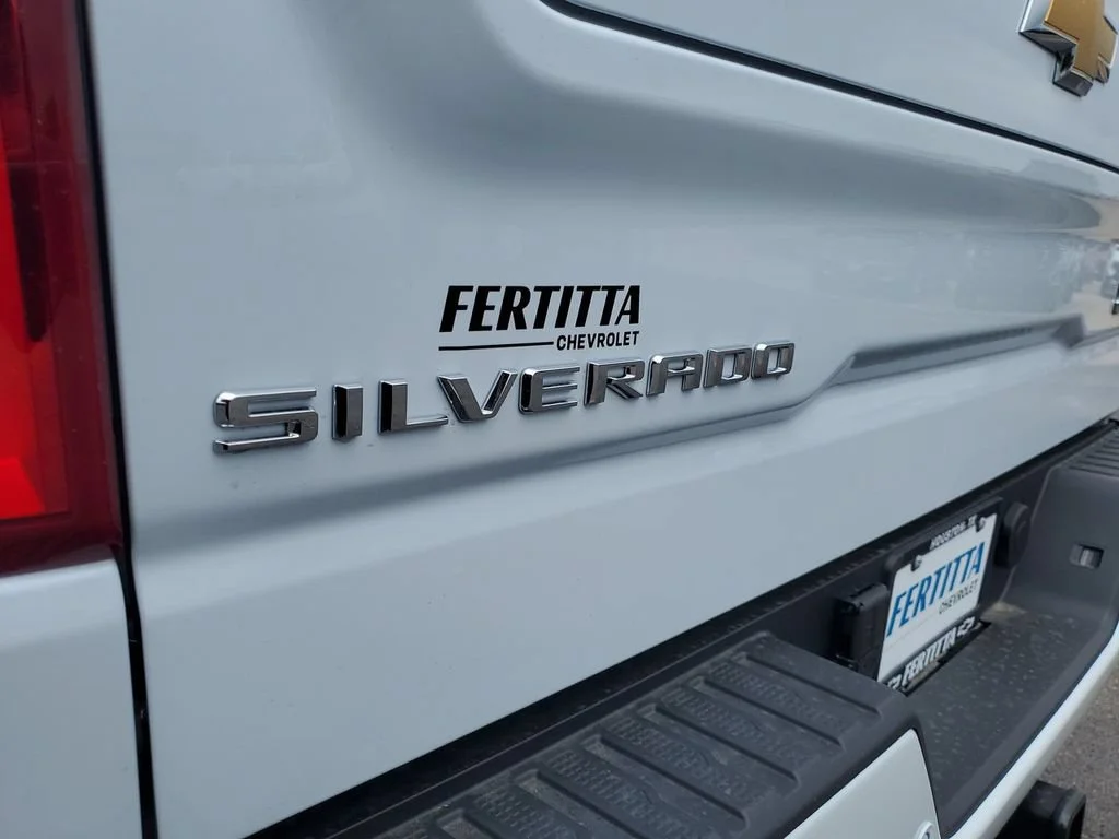 New 2026 Polar White Tricoat Chevrolet High Country image 38