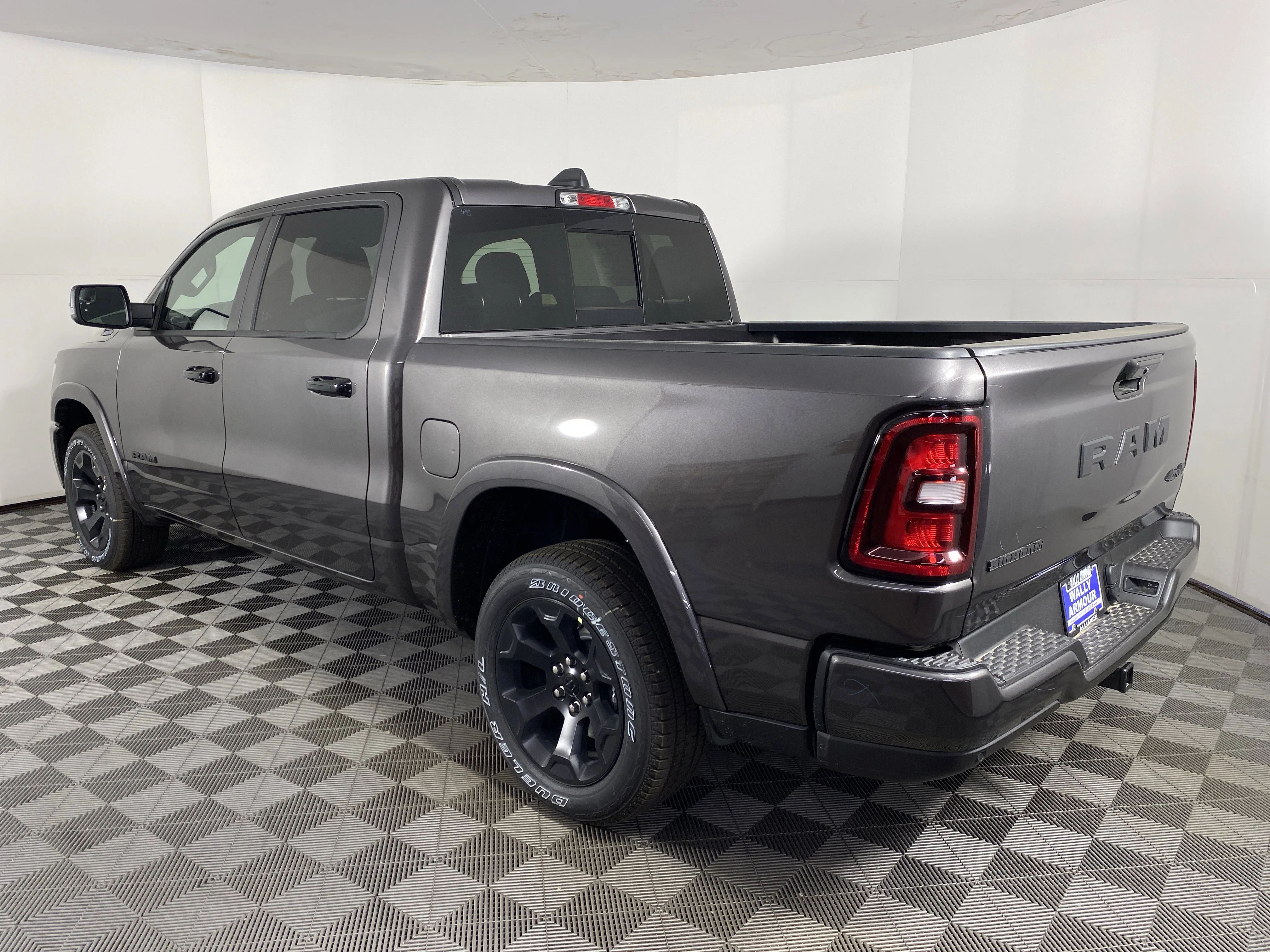 New 2026 Granite Crystal Metallic Clear-Coat Exterior Paint RAM Big Horn/Lone Star image 9