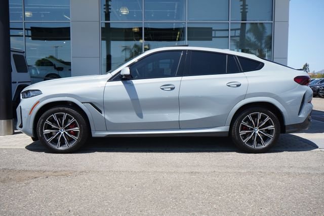 Used 2025 Gray BMW xDrive40i image 5