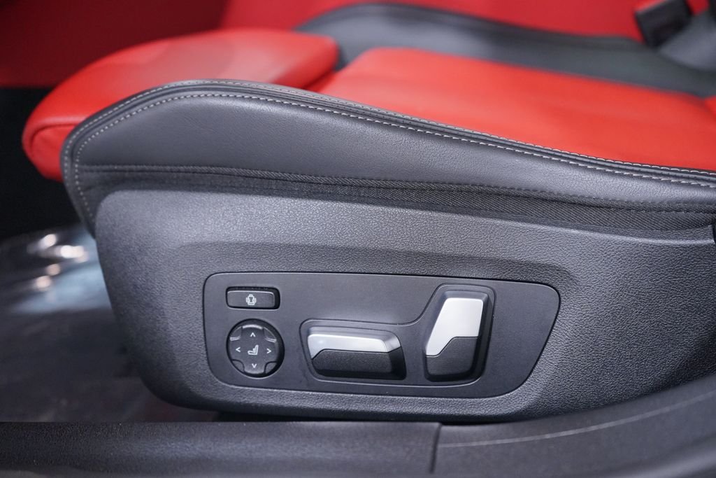 Used 2026 Black Sapphire Metallic BMW M850i xDrive Gran Coupe image 8