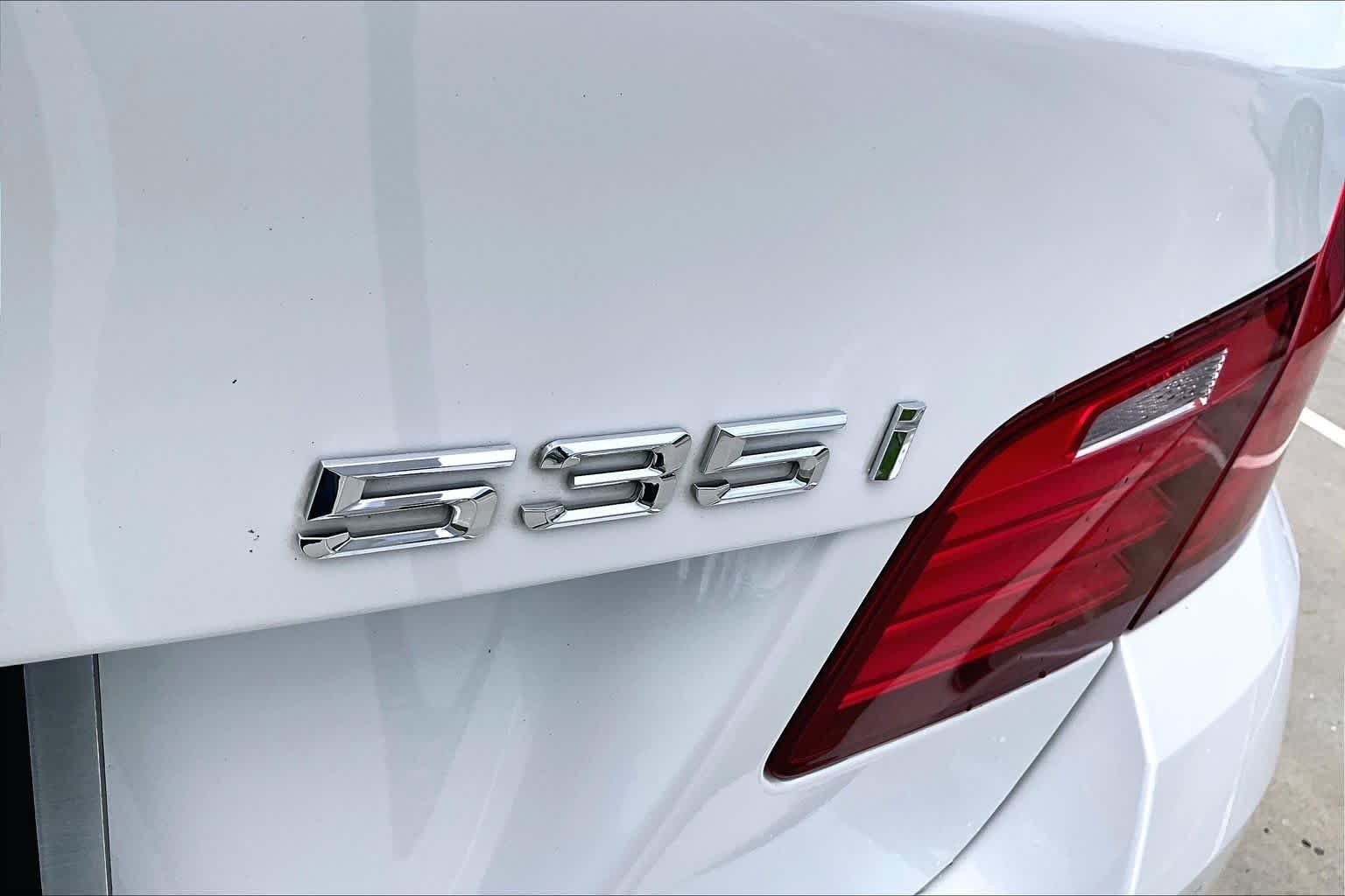 Used 2016 Mineral White Metallic BMW 535i image 9