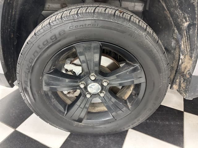 Used 2016 Silver Jeep Sport image 5
