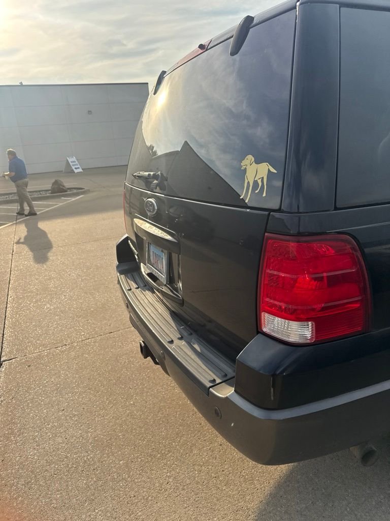 Used 2004 Black Ford XLT image 21