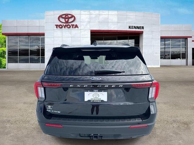 Used 2025 Agate Black Ford Active image 5