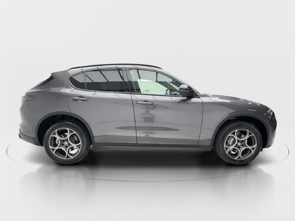 2026 Alfa Romeo Stelvio Base - Photo 10