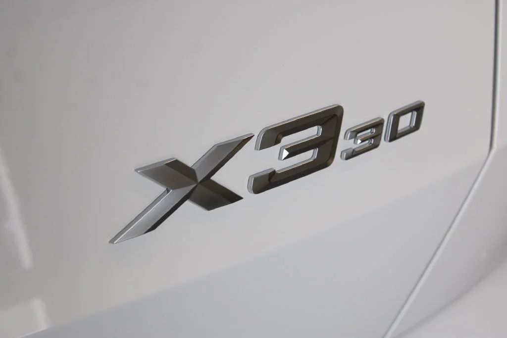 New 2026 Alpine White BMW 30 xDrive image 33