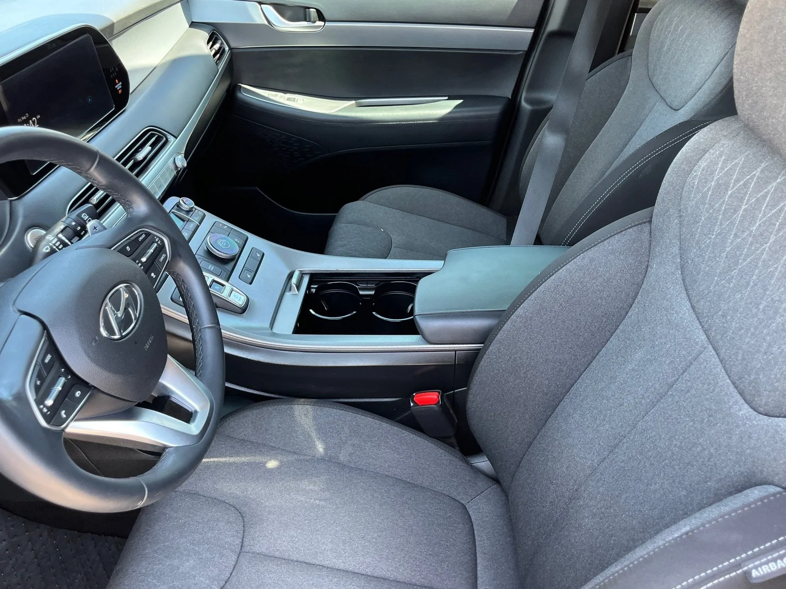 Used 2020 Moonlight Cloud Hyundai SEL image 16