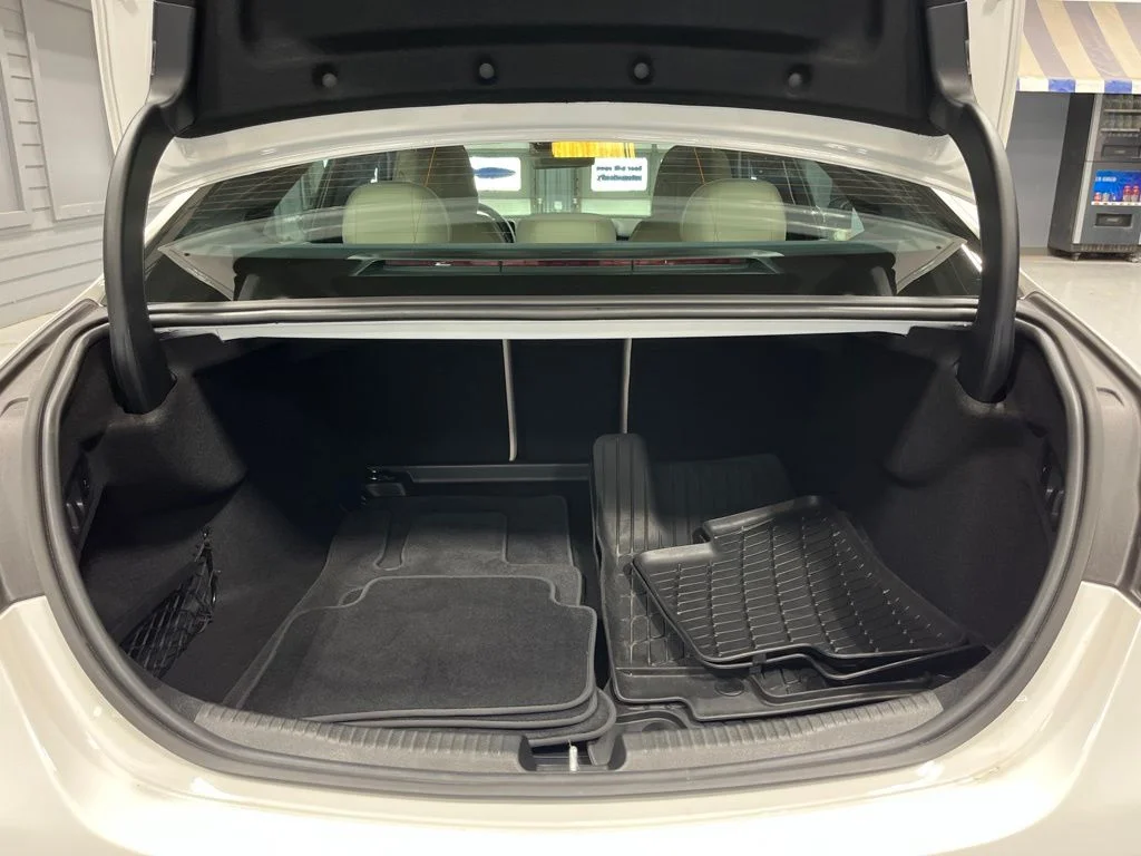 Used 2025 Polar White Mercedes-Benz C 300 image 34