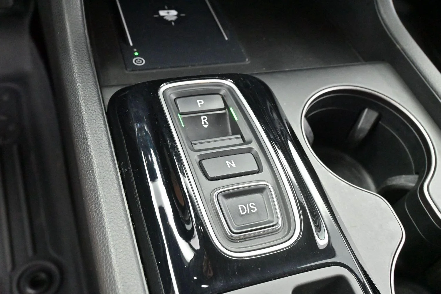 Used 2024 Lunar Silver Metallic Honda EX-L 7 Passenger image 29