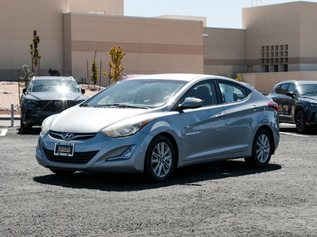 2015 Hyundai Elantra SE
