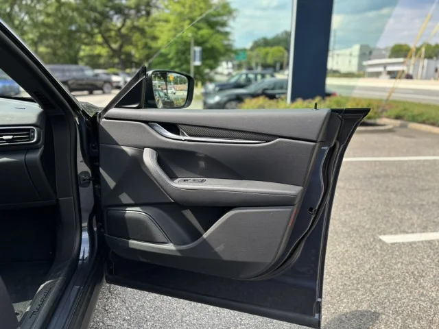 Used 2022 FUORISERIE-BLU SOFISTICATO Maserati Modena ~ RARE !! FUORISERIE-BLU SOFISTICATO !!! image 10
