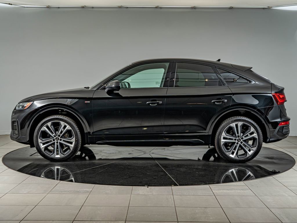 Used 2023 Black Metallic Audi 45 S line Premium image 8