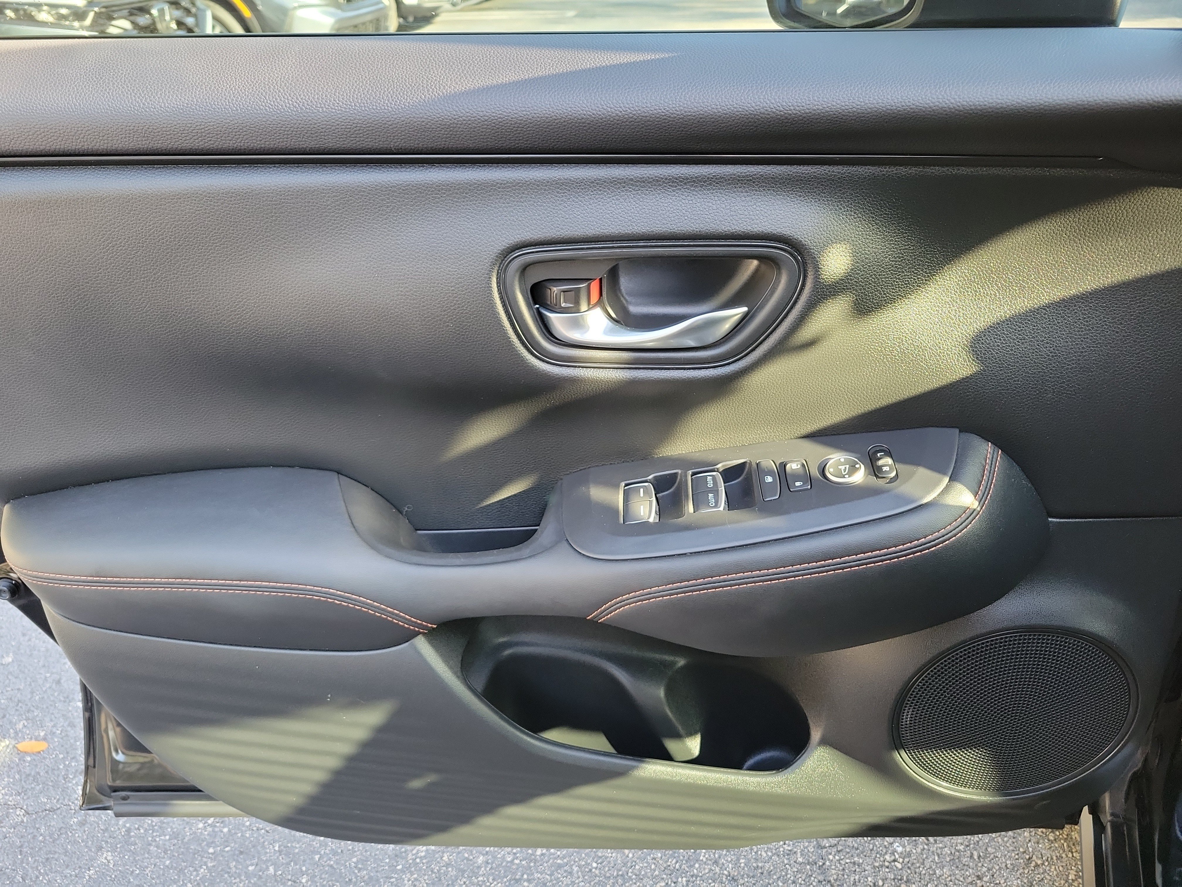 2025 Honda HR-V Sport - Photo 50