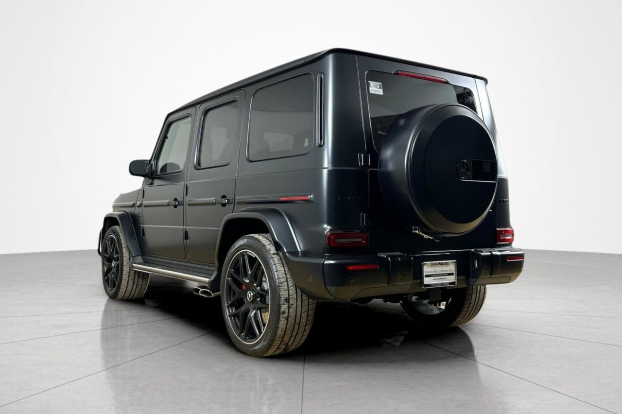 Used 2024 MANUFAKTUR Platinum magno Mercedes-Benz AMG® G 63 image 3