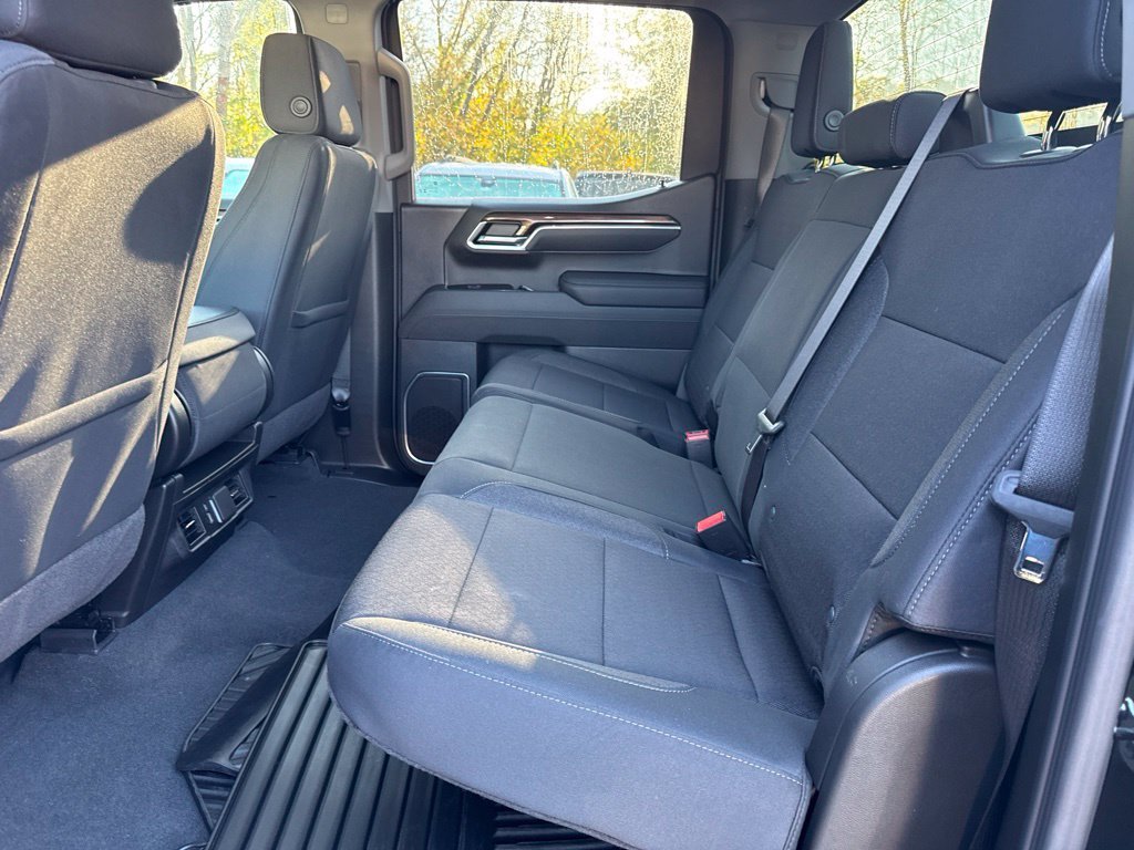 Used 2025 Black Chevrolet LT image 12